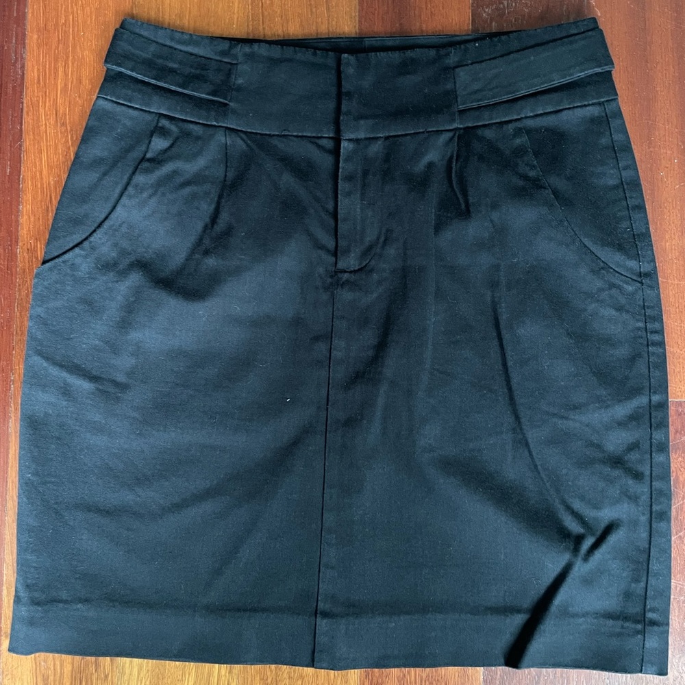 Black skirt